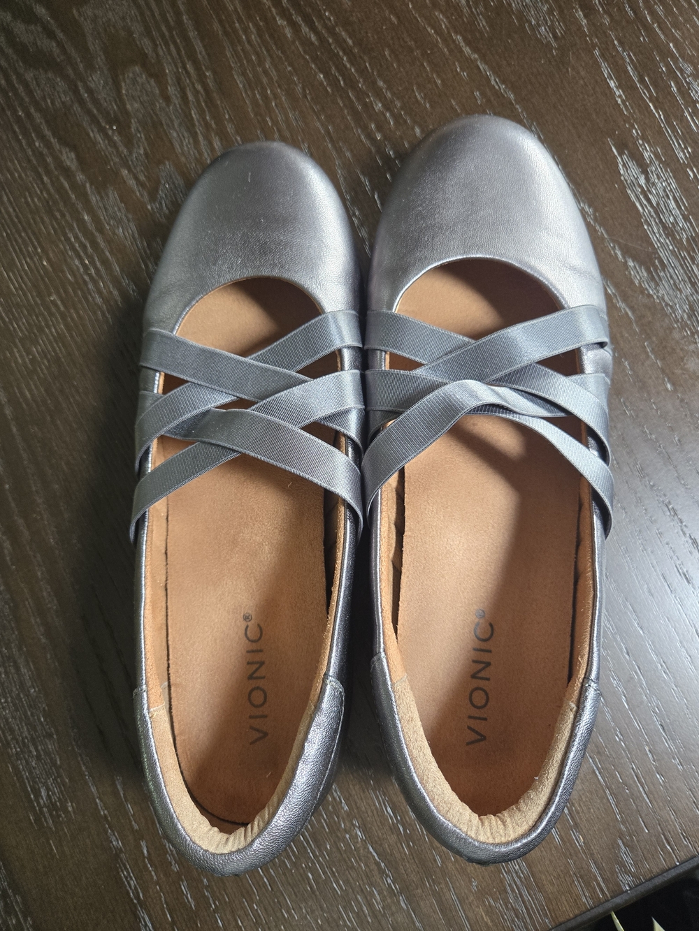 Vionic Serenity Metallic Silver Mary Jane Ballet Flats Women's Size 9 Wide